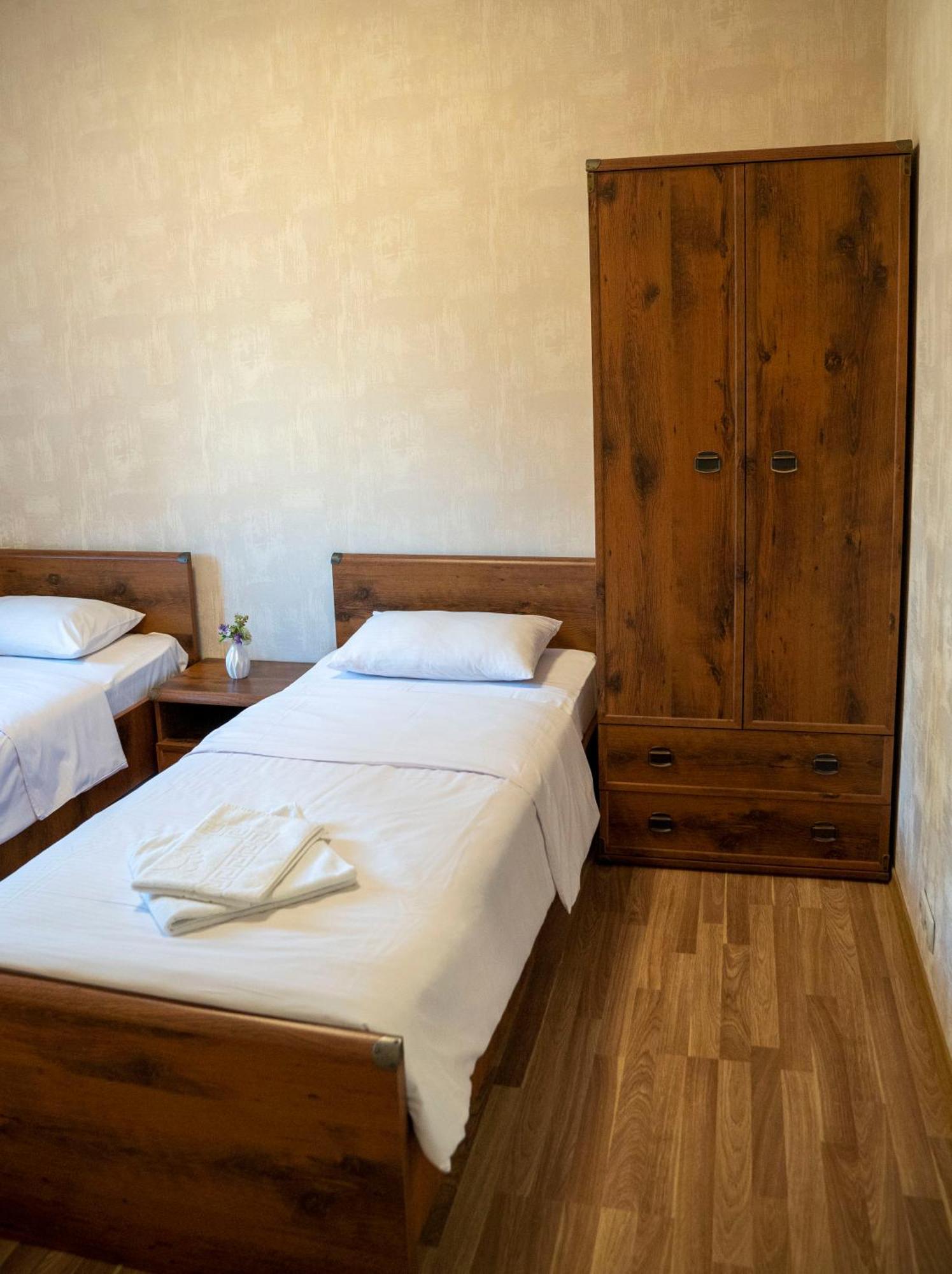 Guest House Kiev Forest 외부 사진